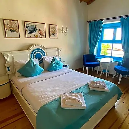 Buyukada Mavi Hotel 3*