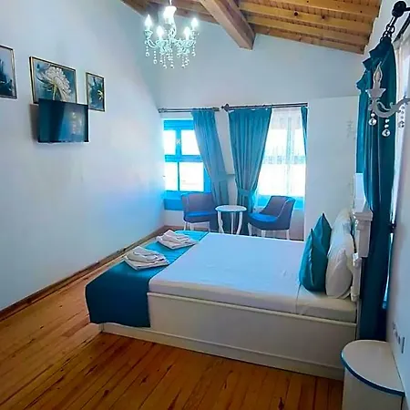 Buyukada Mavi Hotel